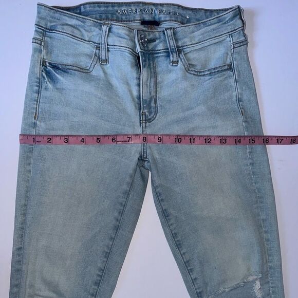 American Eagle Outfitters Light Blue Ripped Skinny Jeans - Picture 10 of 14